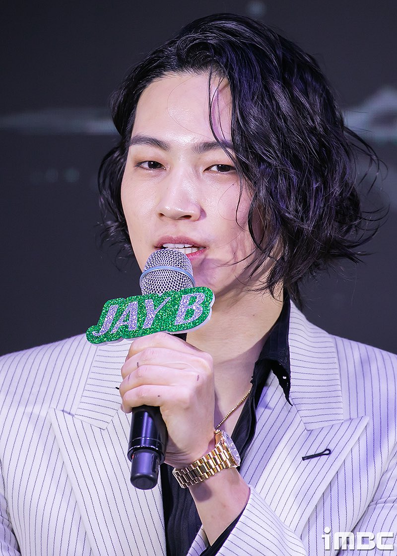 อยากเห็นรอยยิ้มสดใสของ Def./Jay B GOT7 ตลอดไป tweet media