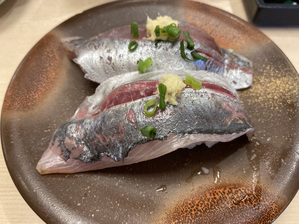 土日で小旅行に行ってきました！
景色もよく運動もして美味しいご飯も食べてお酒も飲んで楽しい旅行でした！