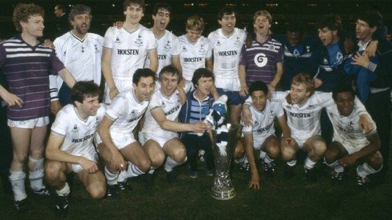 FootballRemind's tweet photo. #OnThisDay 1984
Tottenham won the UEFA Cup against Anderlecht on penalties having drawn 2-2 on aggregate. 

Their route to glory...
R1 Drogheda
R2 Feyenoord
R3 Bayern Munich
QF Austria Vienna
SF Hajduk Split
F Anderlecht
#THFC ⚪️🏆 https://t.co/J3msXrhWGm