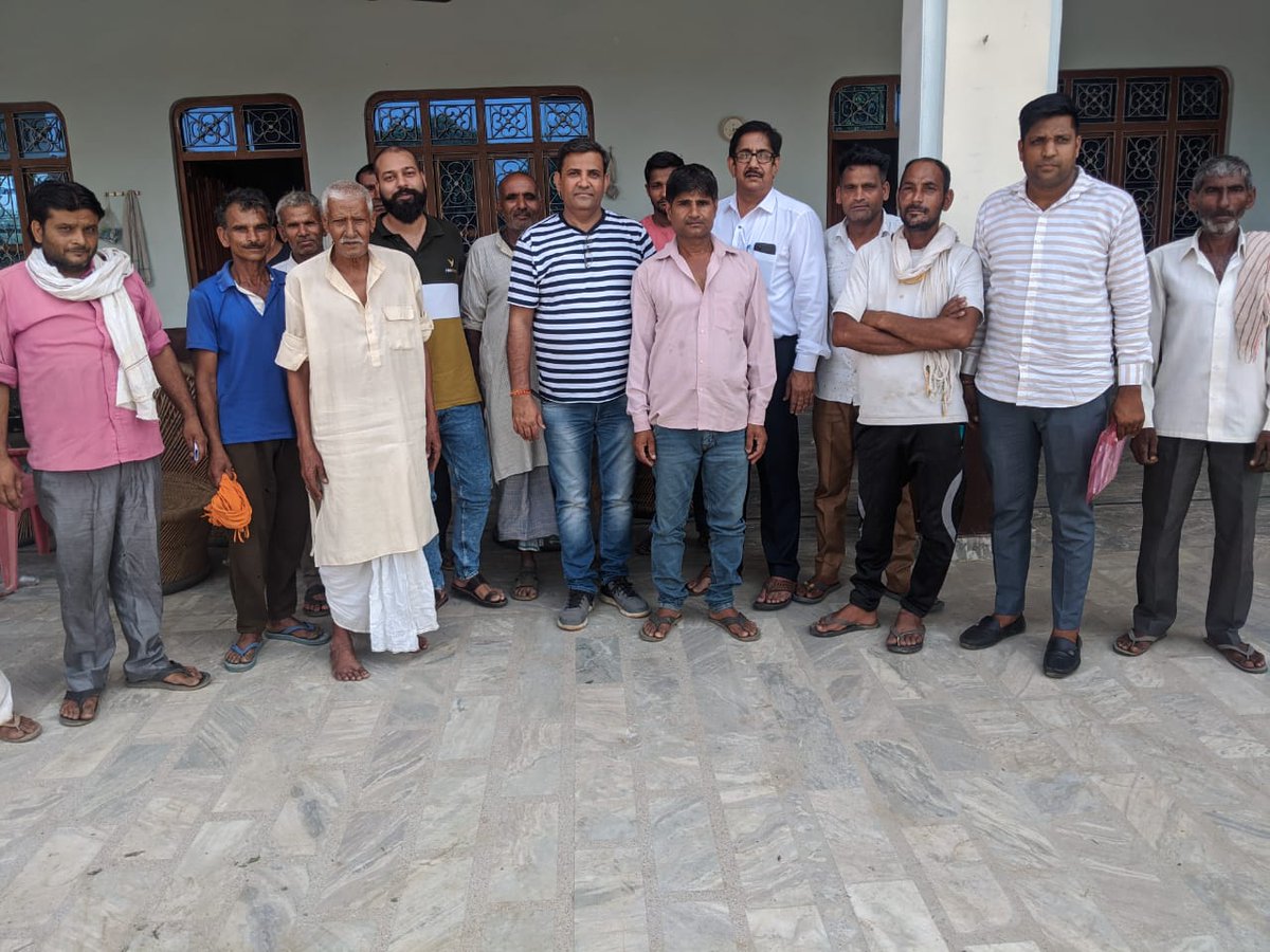 उत्तर प्रदेश स्वराज इकाई के नेता पुष्पेंद्र कुमार जी ने मुफफ्फर नगर के गाँव ताजपुर, जरवाड, कटिया , गांव भुम्मा में मुलाकात कर किसानो के हितों से जुड़े मुद्दों पर विमर्श किया. <a href="/_YogendraYadav/">Yogendra Yadav</a> जी के विचारों को जन जन तक पहूंचाने की मुहीम के लिए स्वराज का हर सिपाही प्रतिबद्ध है.