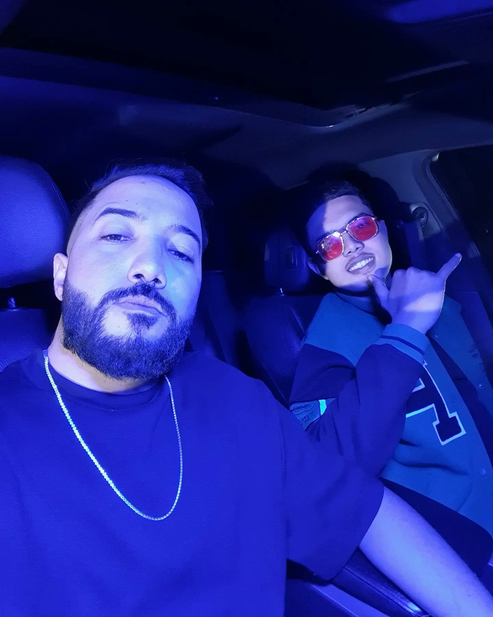 jamcestmoi's tweet photo. Im so blessed that i'll be presenting my debut single under the name of "EAGLE" with @amed26flogo &amp; @OmarAdnane12 🔥🌐
It's gonna be available soon.. so stay tuned

S/O to @tektechstudio @OthmaneIAlaoui1 @Saadlaafou @ChoukahAmine @JolioKabbi for making this happen 🤍⚡️ https://t.co/tJnm2XfUEP