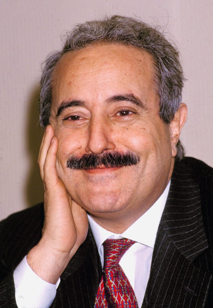 La mafia non è affatto invincibile; è un fatto umano e come tutti i fatti umani ha un inizio e avrà anche una fine. #GiovanniFalcone #23maggio1992 #23maggio2022