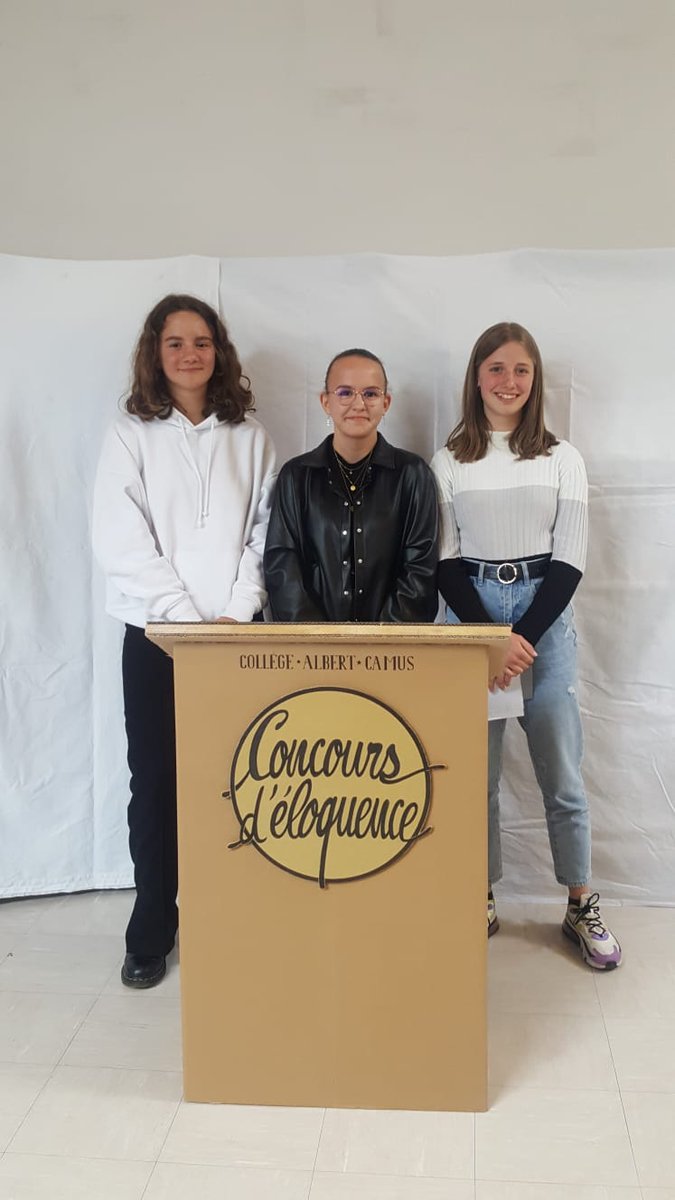 dsden12's tweet photo. Concours d'éloquence au collège A. Camus - Baraqueville. Écrire des textes de conviction et les dire devant un auditoire et un jury... bravo aux élèves, bravo aux équipes interdisciplinaires.
 #EPLE12  https://t.co/IHGi7UiF0k https://t.co/phNkSazrd7
