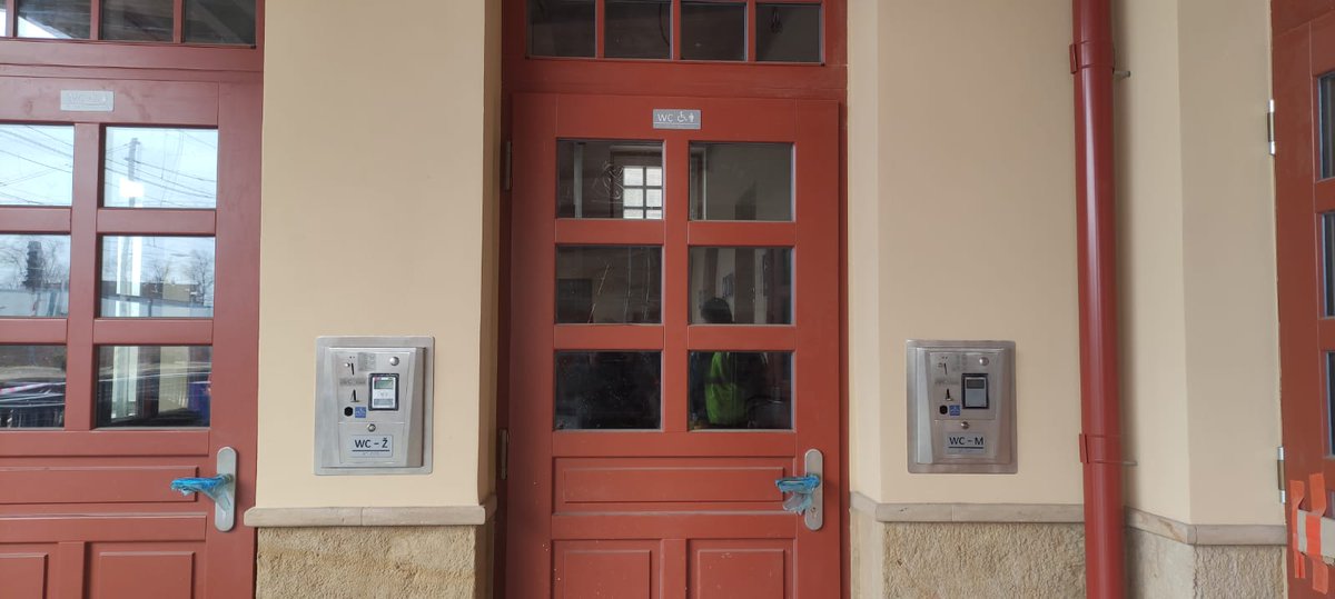 Have you met our news? The small automatic pay station, manufactured by Green Center, provides a simple solution to the collection of entry fees. You can meet this pay station at the 200 railway stations in Czech Republic, when completed.