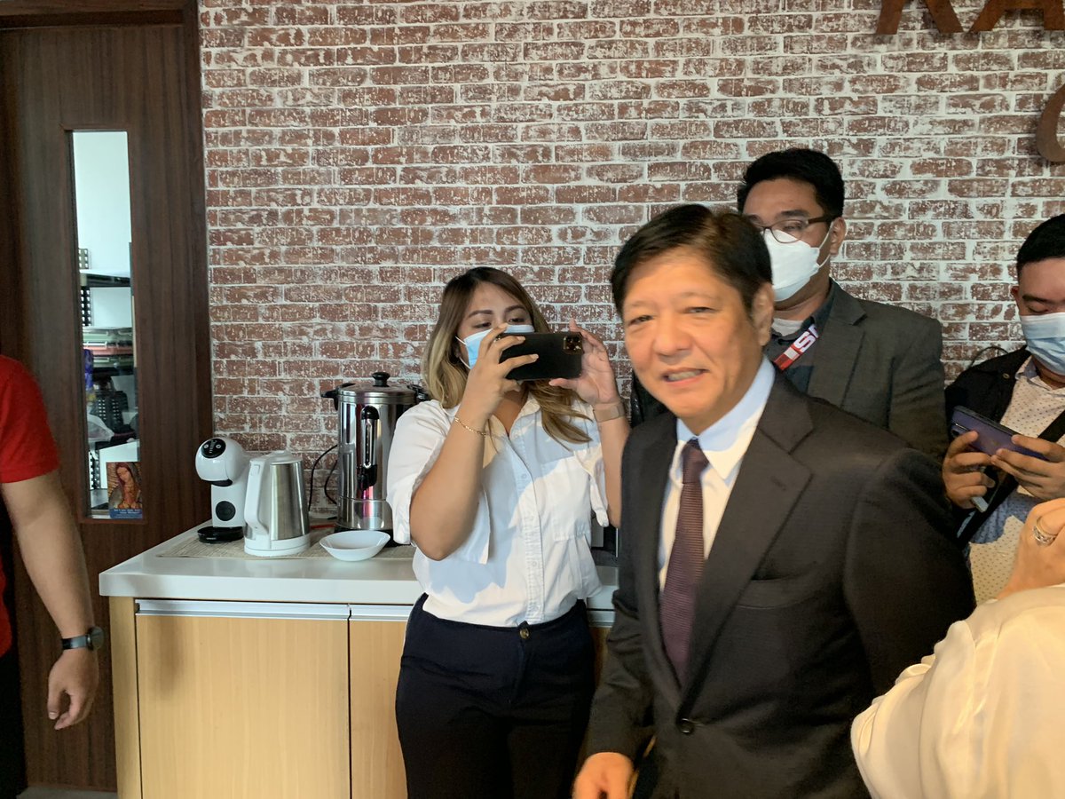 ABSCBNNews's tweet photo. NOW: Incoming president @bongbongmarcos faces the media | via @_katrinadomingo   https://t.co/2dBYxYIEnK