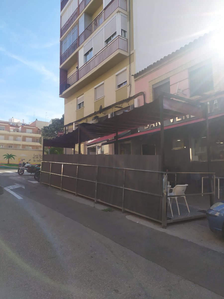 toldosserrano's tweet photo. Bar Venecia ha confiado en nosotros para vestir su terraza con nuestro #ToldoOrdesa. Estamos encantados con el resultado y os animamos a pasaros por allí a disfrutarla 😉
➡https://t.co/b3Q3lghsLx
#toldoshosteleria #terraz #TerrazaBar #terrazazaragoza #zaragoza #toldosserrano https://t.co/wfKikcJxaO