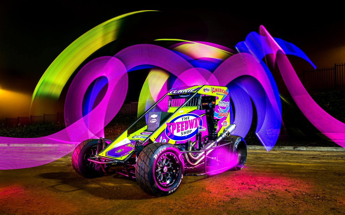 GodoxGlobal's tweet photo. When you are in control of #lighting, you are in control of the magic of #photography. In this cool shoot with #LC500R, Gavin Skene was told that he looked like a grown man doing ribbon dance. But the final effect turns out be more like Luke Skywalker with a lightsaber! #godox https://t.co/pBkhyCSoru