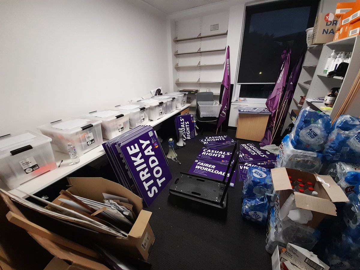 Picket packs, flags, banners, megaphones, corflutes, leaflets - all ready for day 3 of the #USydstrike. Join us on the pickets at Sydney Uni tomorrow from 7!