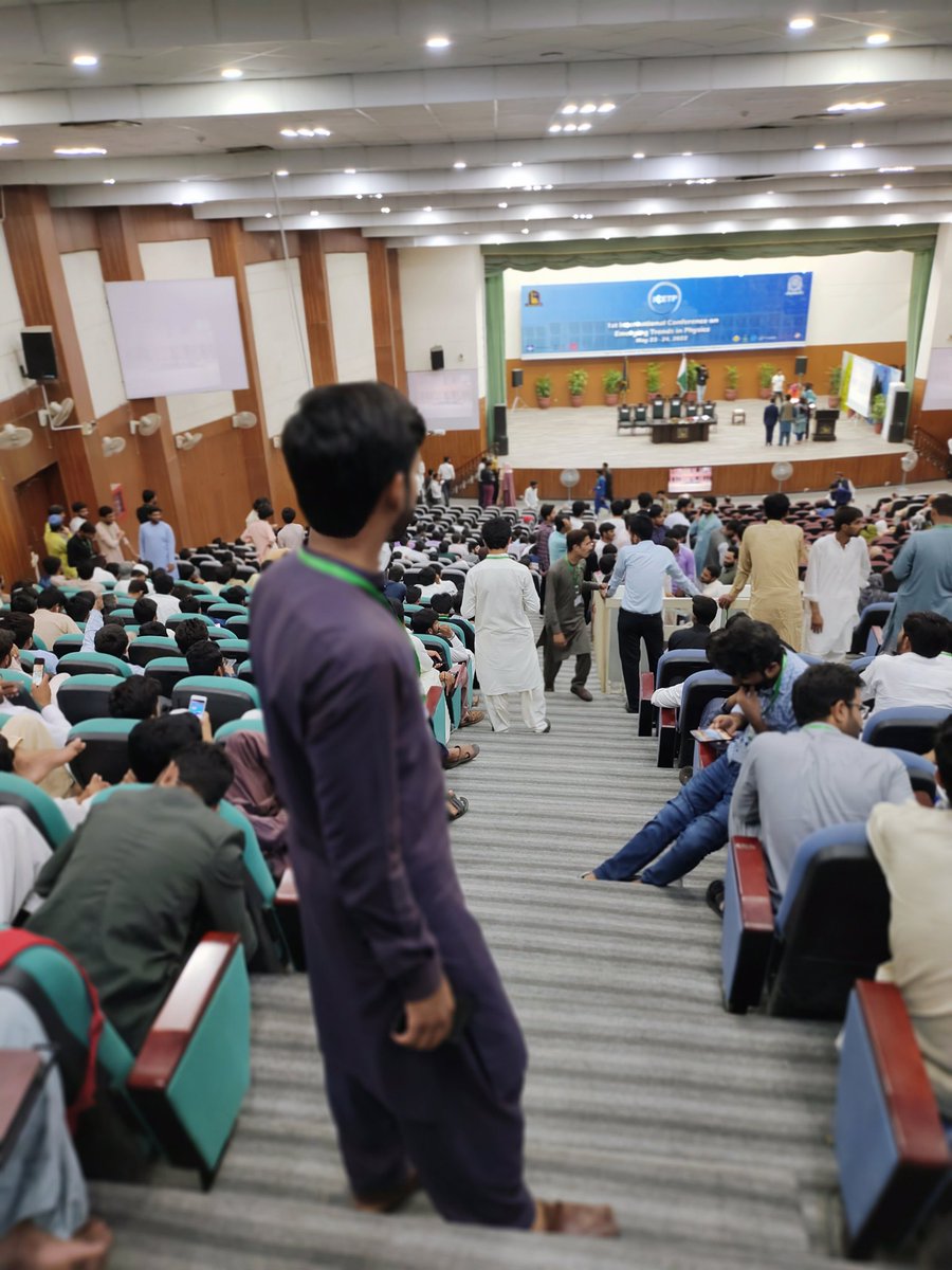 Zaib_PIC's tweet photo. 1st international conference on emerging trends in physics
#ICETP https://t.co/XR7KP7uJoW