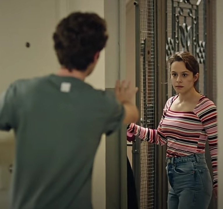 limonlukavunn's tweet image. İlk egner🚪        /         son egner🚪
#MasumlarApartmanı  #egner