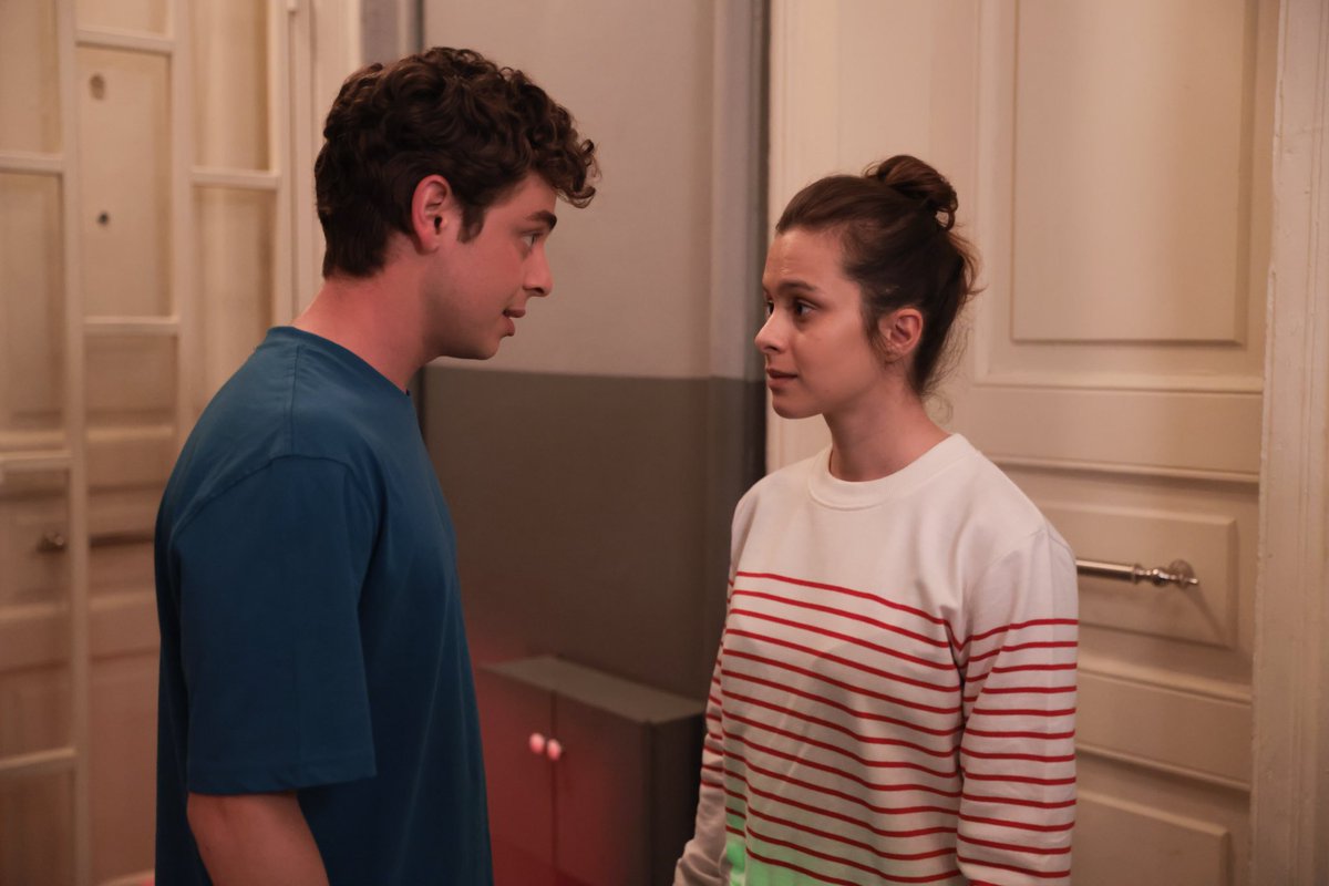 limonlukavunn's tweet image. İlk egner🚪        /         son egner🚪
#MasumlarApartmanı  #egner