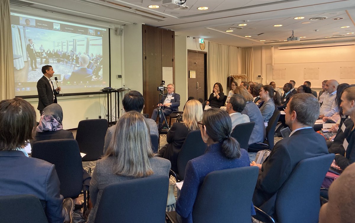 GWPnews's tweet photo. How do we ensure collective action towards a water secure world? Here is how: 

👉🏼 GWP Regional Days 2022!

The first ever hybrid meeting with our regional colleagues. 

Face-to-face in Stockholm &amp; on the web 🌎 

Discover more about GWP: https://t.co/FKxJRu4mBF 

#GWPNetwork https://t.co/hCyBMhk0e1