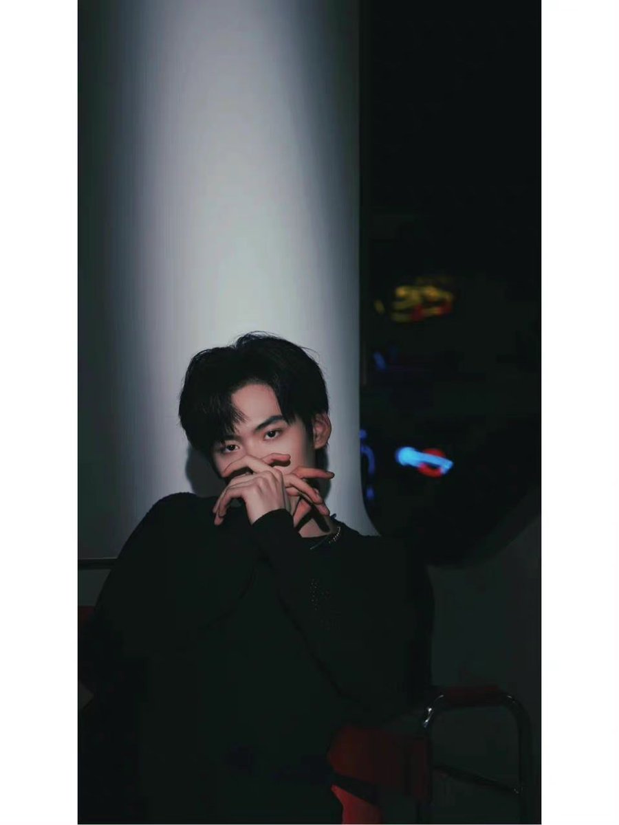 หล่อจังอะ ลูกใครเนี่ย

#โจวเคออวี่ #ZhouKeYu #INTO1ZhouKeyu