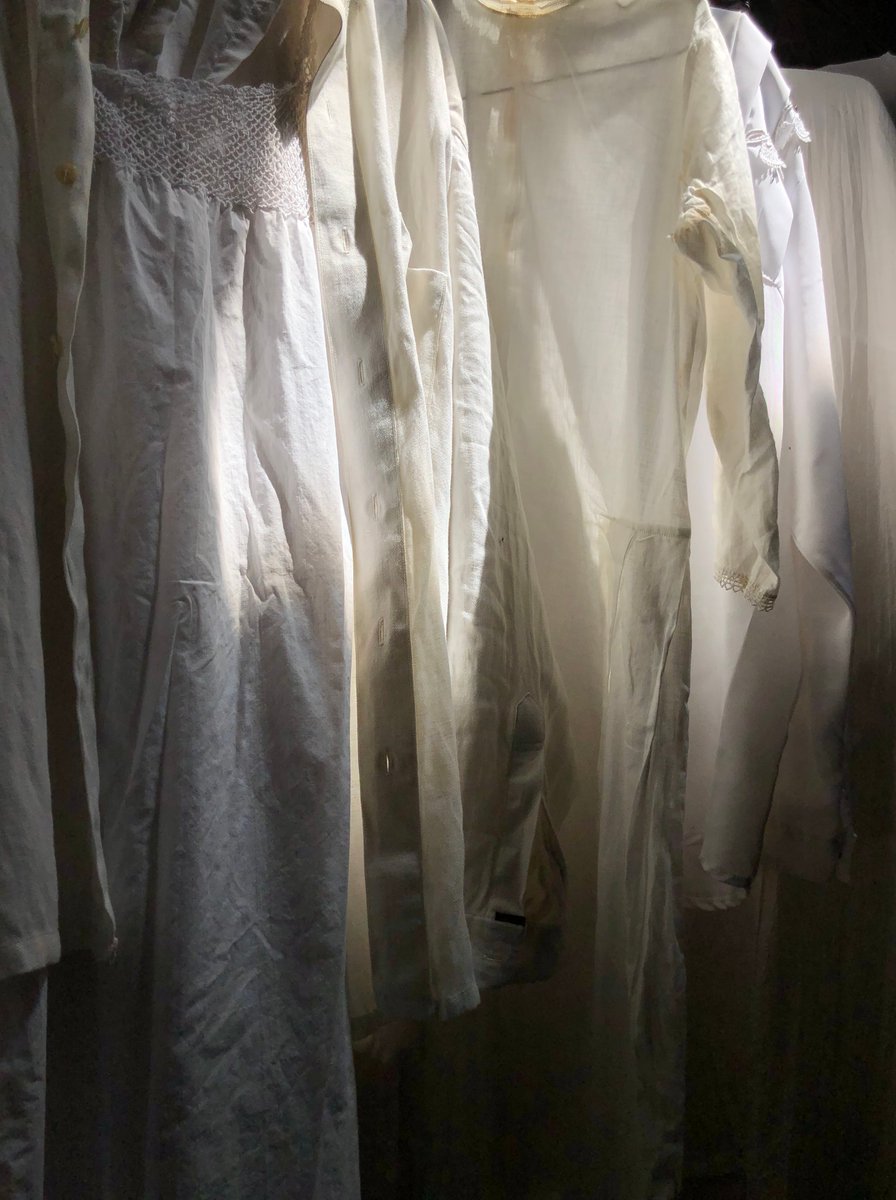 jpartlife2's tweet photo. VESTITI
Études,
#vestiti #robe #dress #ドレス #cinéma #movie #filmspotting #luz #light #lumière https://t.co/W6HkcYLQaO