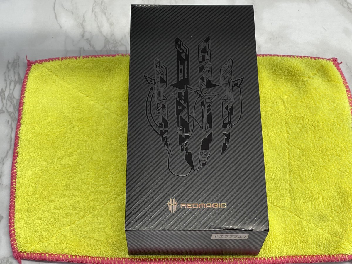 iosys_chuou's tweet image. \\光る! 回る! //

【Nubia Red Magic6S Pro】
国内版 SIMフリー
中古Aランク 税込87,800円

スナドラ888+ 5G
メモリ16GB
ストレージ256GB
約6.8㌅AMOLED
リフレッシュレート165Hz
ICE7.0多次元冷却システム

かっこいいゲーミングスマホが
やってきましたよ💖

#akiba #イオシス #RedMagic6SPro