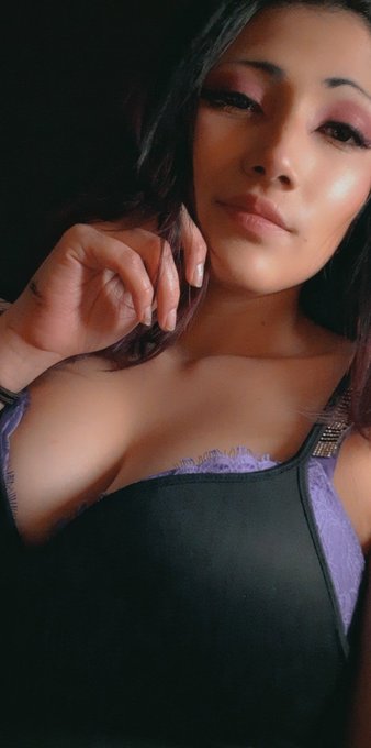 Oh hello there loves. Active and Selling. Come play with me~ Dm or add my SnapChat [spacekitty406] 💋 25|F|Indigenous<a href="/tag/sellingnudes"class="tags"><span>#sellingnudes</span></a><a href="/tag/sellingcontent"class="tags"><span>#sellingcontent</span></a><a href="/tag/buyingconent"class="tags"><span>#buyingconent</span></a><a href="/tag/egirl"class="tags"><span>#egirl</span></a>
