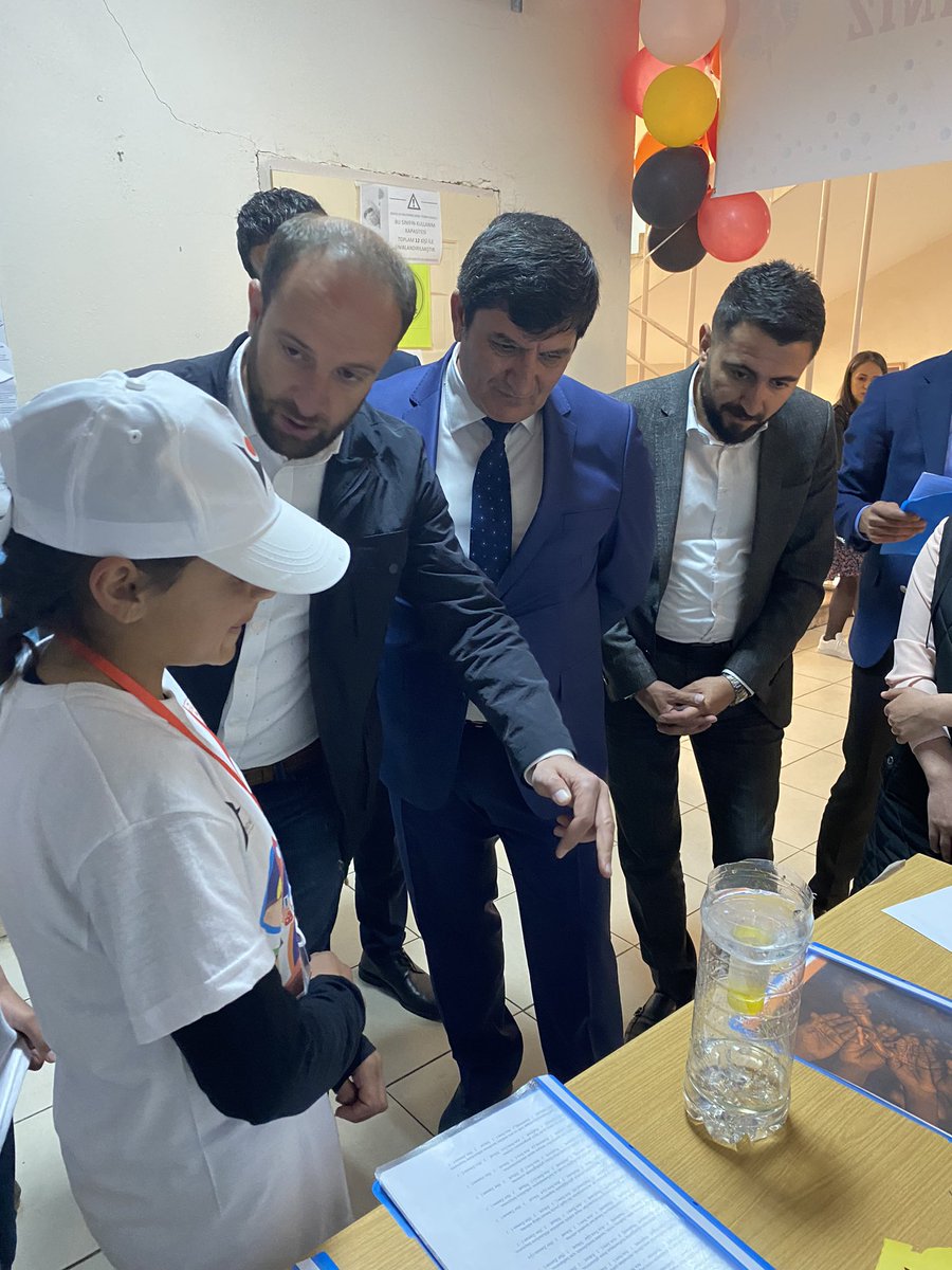 Yiğitler Ortaokulu Bilim Fuarı 🔬🧬 <a href="/yigitler_12/">YİĞİTLER İLK/ORTAOKULU</a> <a href="/Maliyldz12/">Mehmet Ali YILDIZ</a> <a href="/atice_alver/">Atice Alver</a> <a href="/emrahdemrbag23/">Emrah Demirbağ</a> <a href="/Azizbingoll/">Aziz BİNGÖL</a>