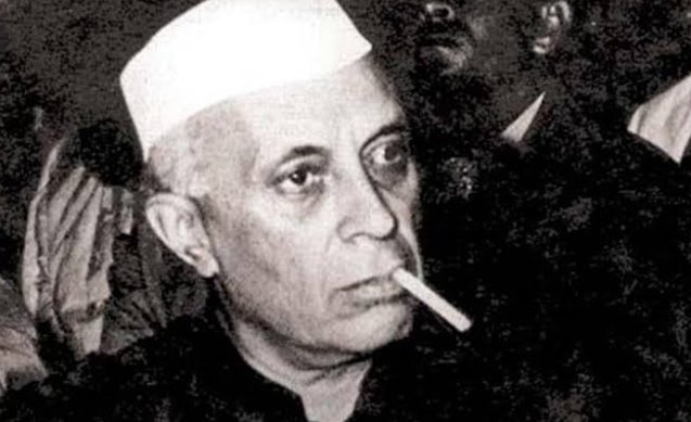 sincerely_epic's tweet photo. Visionary Nehru &amp; his mistakes but still INC has audacity to point out MEA
#Thread
1/2
In 1947, Khan of Kalat, a princely state in #Balochistan, opted to join #India rather than #Pakistan. He sent Nehru signed accession papers that officially made Kalat a part of Union of India. https://t.co/QG9deLHQNP