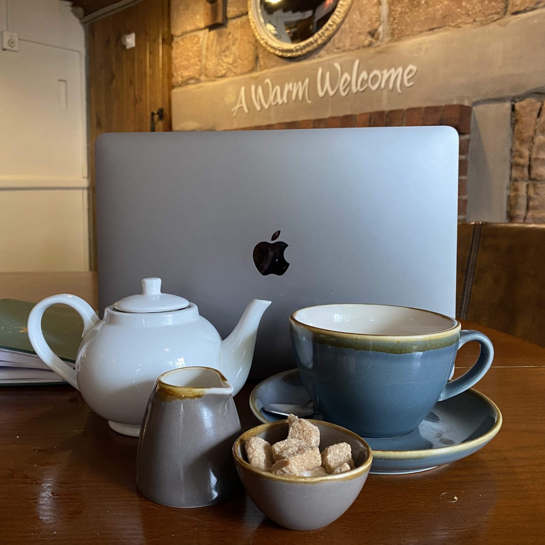 kenilworthspub's tweet photo. The weekend is over, and it's time to go back to work 😫

Switch up your work space with #PubDesk! 💻 

For just £15, you get a plug, unlimited tea, coffee and water, and a selection of sandwiches. 

From Monday - Friday, 9AM - 5PM.

Book your desk: https://t.co/e3Ztuip6LA https://t.co/MRwx8T6TcZ