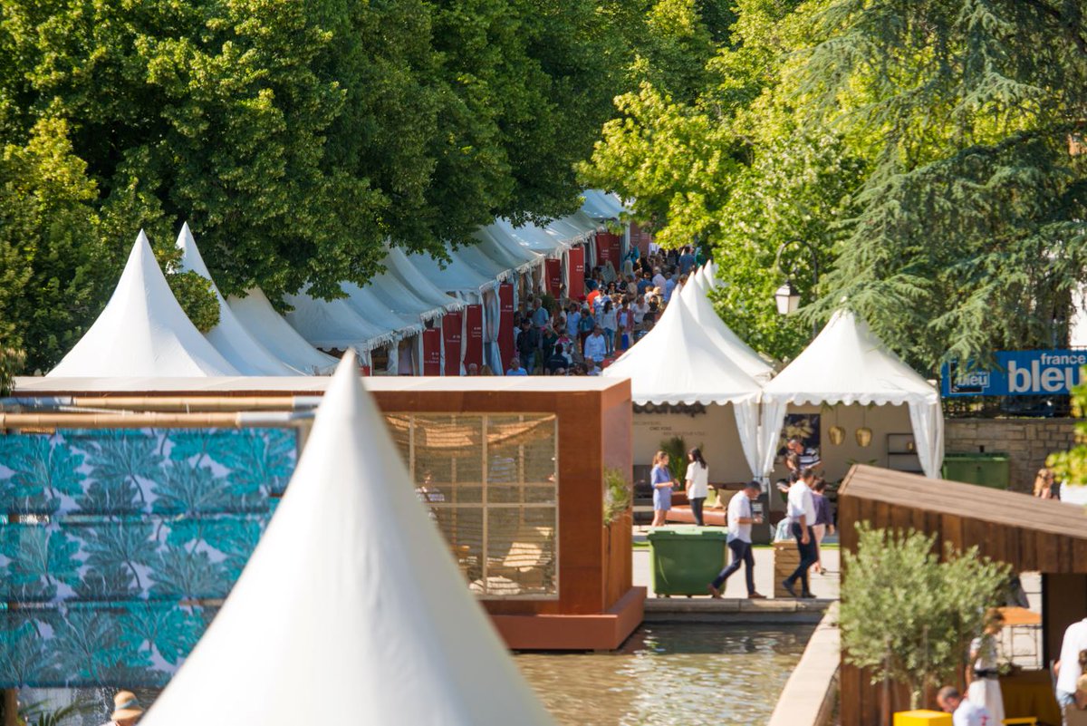 aixmaville's tweet photo. [ JEU CONCOURS ]
Tentez de gagner vos places pour le salon Côté Sud du 3 au 6 juin au parc Jourdan  🎁
🍀 Tirage au sort le mardi 1er juin 🍀
>  https://t.co/L9PA2tZYsg #aixmaville #aixenprovence #provence #aix #cotesud #jeuconcours #salon https://t.co/7ap2GuUUdI