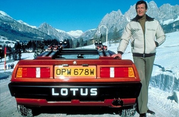 James Bond Vehicles tweet media
