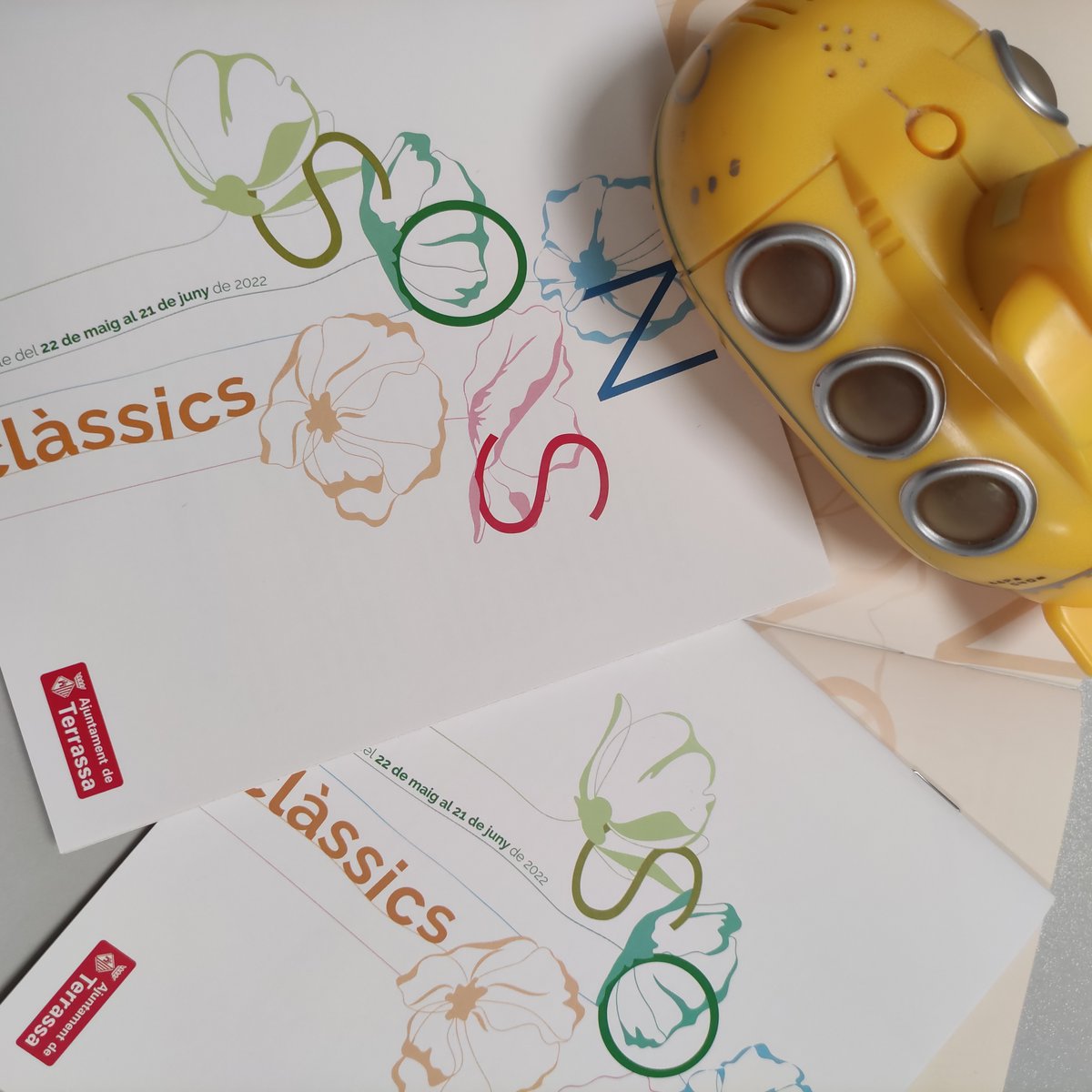 ElSubmaritrs's tweet photo. ⚓️Bon dia navegants. Comencem la setmana amb:
➡️#Capdidats22 amb @eli_as3
➡️Llibre #ElSelloDeSalomon de María Pileño
➡️Campanya #PrenLaParaula @AcmahO
➡️#CulturaViva Cicle #SonsClassics
➡️#ResponsabilitatCompartida @MarionaHuguet i #sanmy https://t.co/XYvWMBQEzo