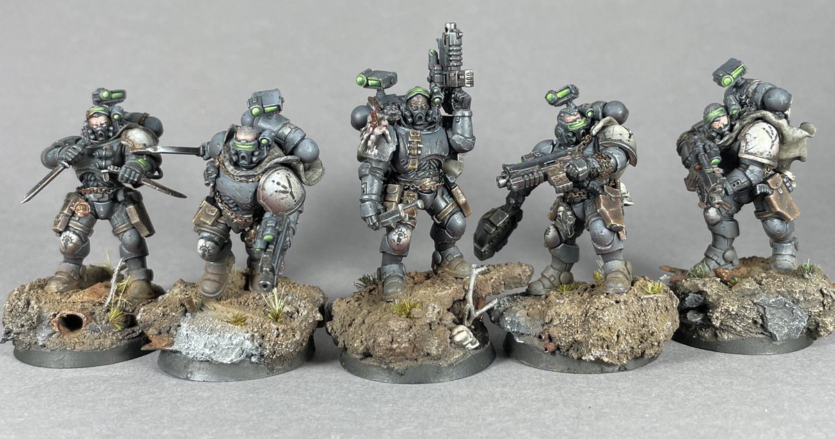 Here’s the finished Incursor squad for my totally loyal, nameless Raven Guard successors. Got any favorites? #miniatures #tabletopgames #warhammer40k #WarhammerCommunity