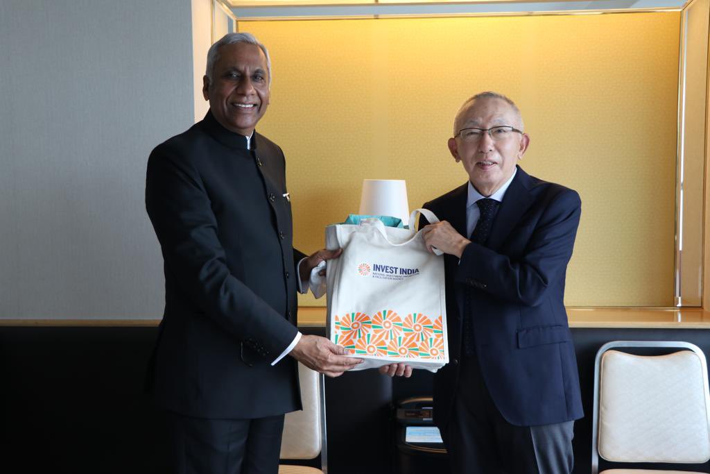 Mr. Tadashi Yanai, CEO, Fast Retailing. 

Waiting to meet our Hon'ble PM Shri Narendra Modi in Tokyo. 

#InvestIndia #NewIndia