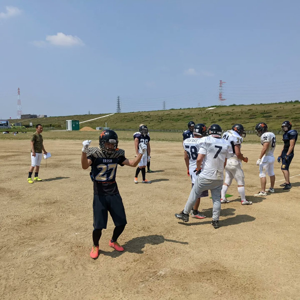 tristars_family's tweet photo. 5月22日(日)

来週の試合に向け最後の調整を行いました！プレーの確認、そして恒例のランメニューなど濃い練習ができたと思います！

来週は試合です。皆様応援よろしくお願いします!!

#americanfootball #アメフト #社会人リーグ #X3 #tristars #トライスターズ #選手募集 #スタッフ募集 https://t.co/PfWJ36k3n8