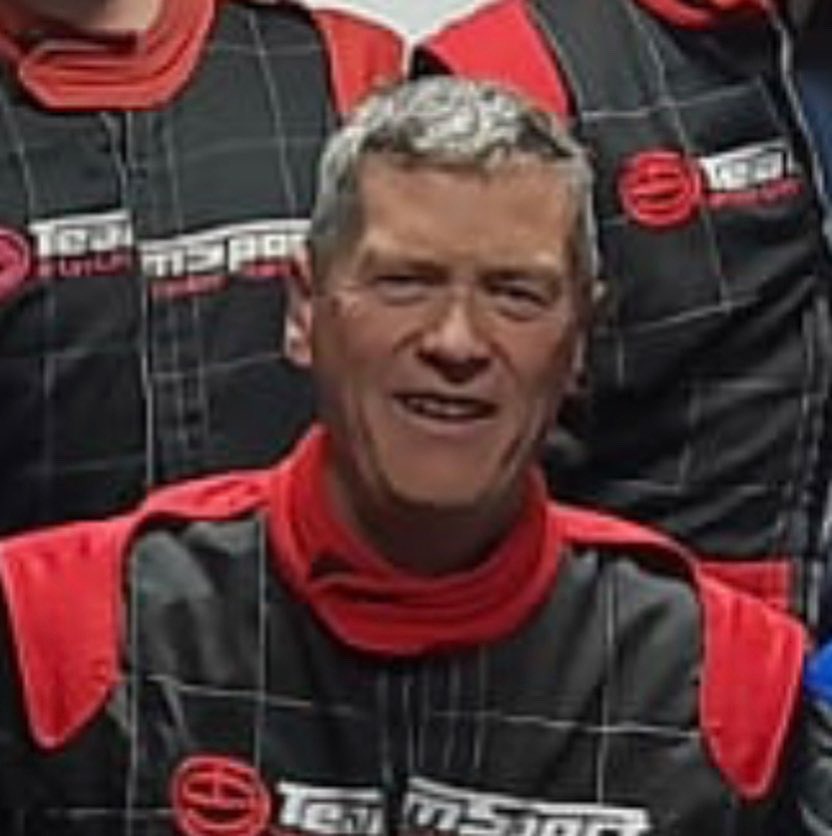 2s won away at Knowl Hill by 108 runs. Skipper Bob Hodson led by example with Bat and Ball. First scoring 50 with the bat, following it up with 4-3 with the ball. 

mortimerwe.play-cricket.com/website/result…