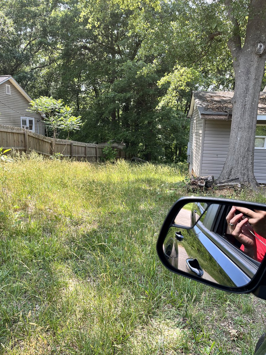 CoachSmith's tweet image. Well I started my next Journey - Lets see some results !!

Flip a House
1. Yard Knee High - Get Cut Down (Double Cut)
2. Clear Sticks and Rocks.
3. Trim Trees
✅
#TryEverythingOnce #MakeMoneyIHope #FlipCity #Chesnee