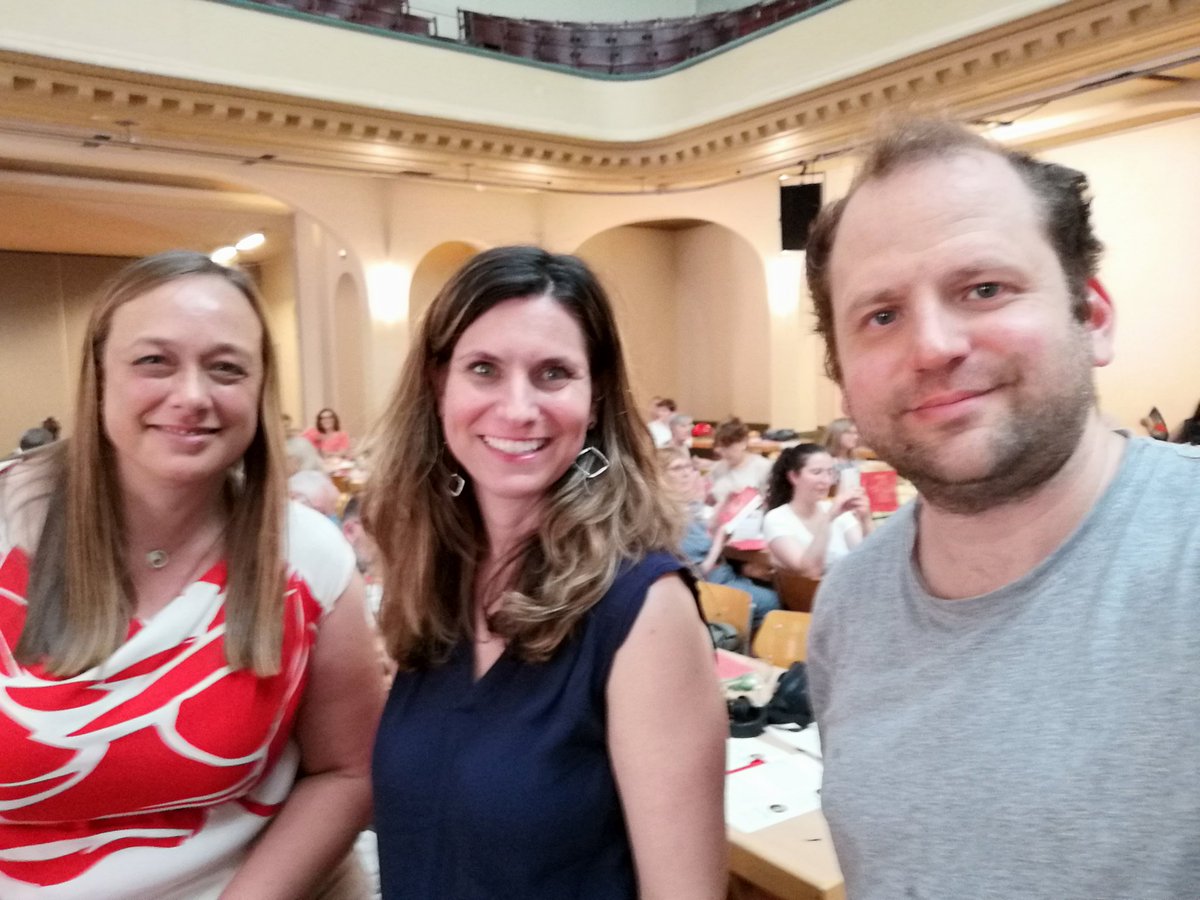 DeonnaEmmanuel's tweet photo. Un grand bravo à Carole-Anne Kast et Thierry Apothéloz pour leur désignation comme candidats socialistes au Conseil d'Etat! Merci aux camarades qui m'ont désigné candidat au Grand conseil! En avant pour la campagne 2023 ! 
@psgeneve @PS_Genevois   #Genève #jevoteps #socialistes https://t.co/M7htePbMmR