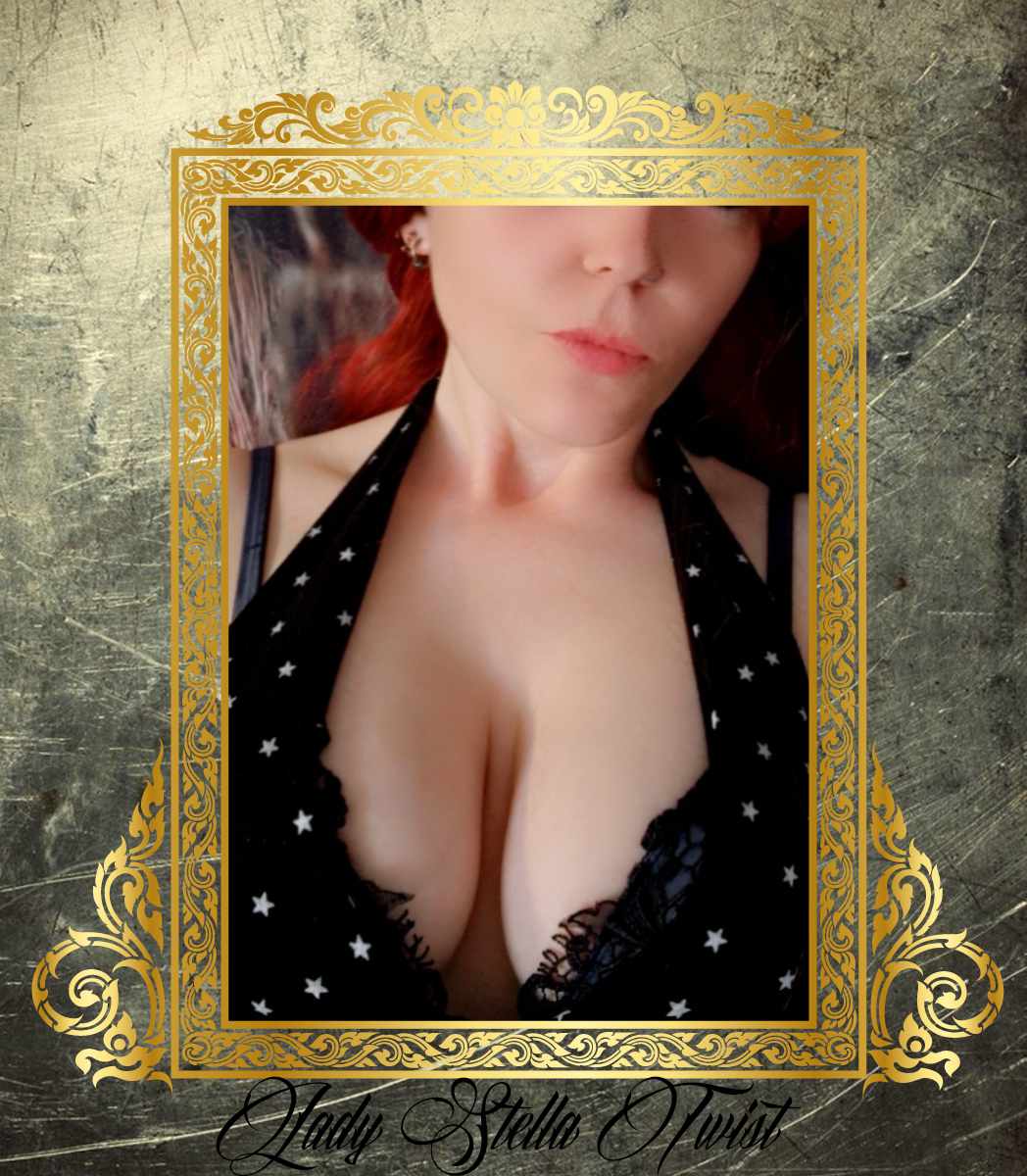 stella_twist's tweet photo. A Lady needs gold frames!!!
But this Lady has a naughty dark mysterious side. ๐๐
https://t.co/tg831mBvUZ
#onlyfans #onlyfanslady #onlyfansnaughty #onlyfanshero #onlyfanspromo #onlyfansnewb #onlyfansnewbie #onlyfansscottish #scottishonlyfans #scottishgirl https://t.co/HOK3WqKjYr