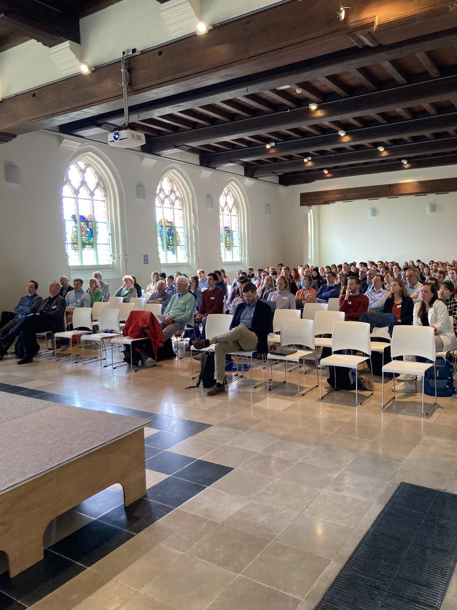 So great to finally have so many researchers back together in real life at our festive OncoPoint edition 🤩!
