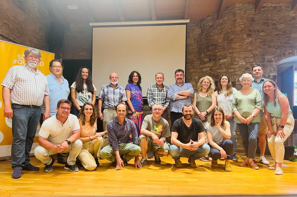 redqueserias's tweet image. Este pasado fin de semana se celebró en Seva (Barcelona) la X Asamblea Anual de #QueRed, magníficamente organizada, donde se habló del pasado, presente y futuro de nuestra asociación.