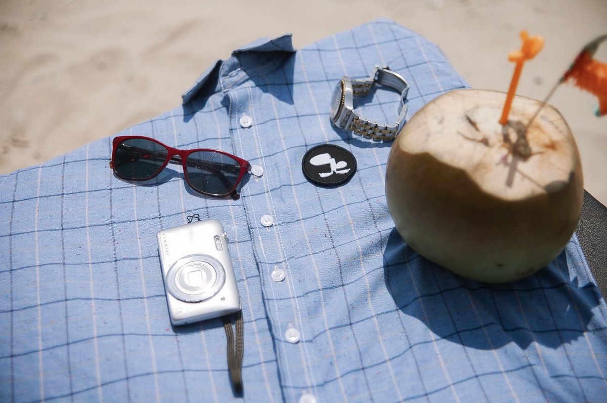 vincitino's tweet photo. Ever pictured a beach getaway with just your sunglasses, camera and a comfortable shirt to pull on your shorts? And yes, with phones off. Just you sightseeing and letting go of whatever worries you have at that point.

What’s your ideal beach day like? 
#MensFashion https://t.co/6T4uPvF9oK