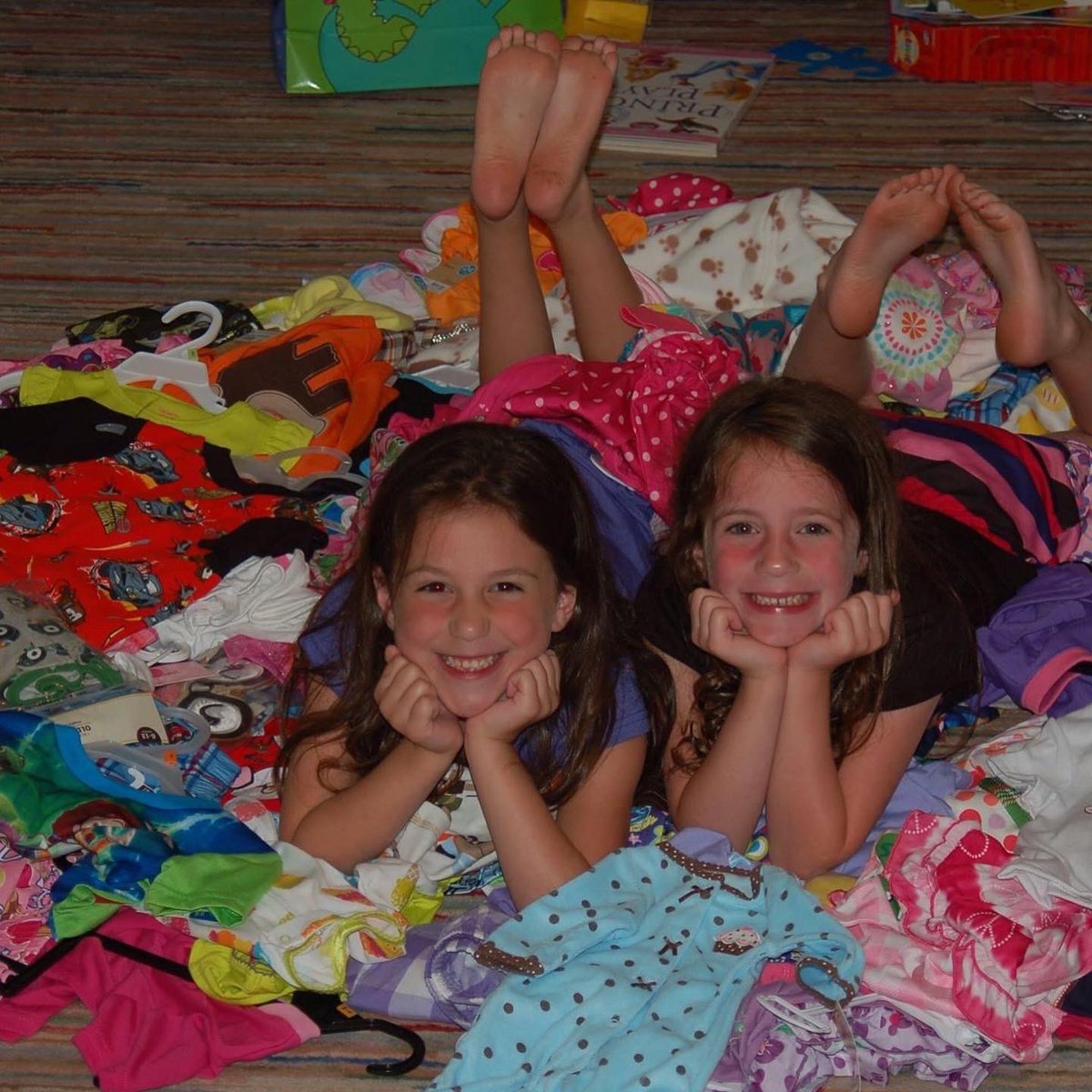 KScott6abc's tweet photo. In today’s ‘Be Kind’ on @6abc…we meet twins from Hamilton Twp with a passion for giving back. They organized their first pajama donations through their Kindergarten bday party. Now HS juniors, they’ve surpassed 15,000 PJ donations through their non-profit. https://t.co/3l5YAVaI90
