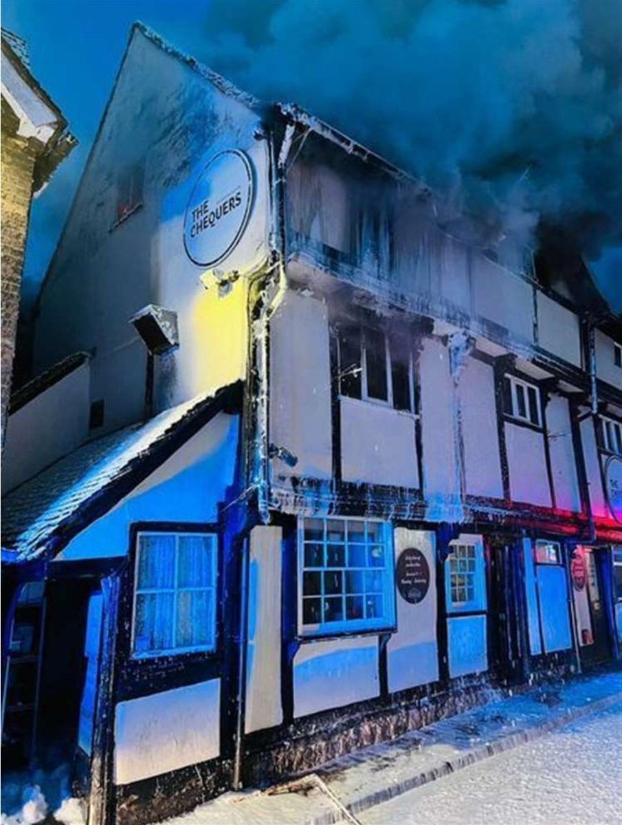 GoslingFire's tweet photo. Weekend duties like that are why I joined this job. Some great results and teamwork alongside some not so great incidents and outcomes to deal with.
9 more hours to go.. #Fires #RTC #Hazmat #FirefightingFoam #WaterRescue #ListedBuildings #SecAmb #HEMS #CoastGuard #Police #EA 👨‍🚒🚒 https://t.co/BeDUoEuk6A