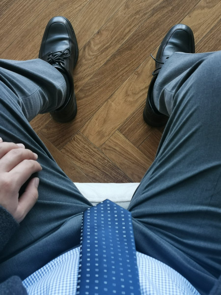 很久没穿锦纶了。明天安排。