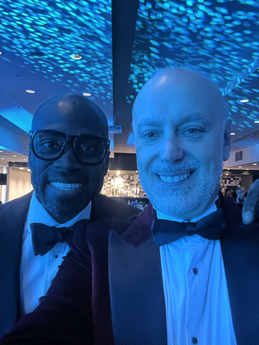 AndrewScottGB's tweet photo. A massive congratulations to all the winners at @GoTechAwards - a massive achievement, and what an incredible night. A big โWell Doneโ to my @BLeaderNews team for organising this world-class tech event. And thanks to our host @OrtisDeley #GoTech22 #Tech #Success https://t.co/sNSiWmTnnD