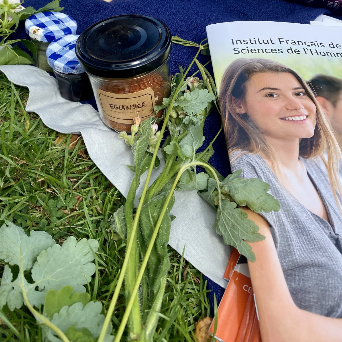 IFSH_Formations's tweet image. 🤩 Beau moment d'échange et de découverte durant l'événement Hors-Les-Murs de Paris !  

Vous souhaitez être recontacté(e) par nos équipes ? Remplissez le formulaire de demande ici 👉 ifshformations.typeform.com/to/MUcuGDHG 

🍃 ifsh.fr
☎️ 04 93 07 07 24
📧 secretariat@ifsh.fr