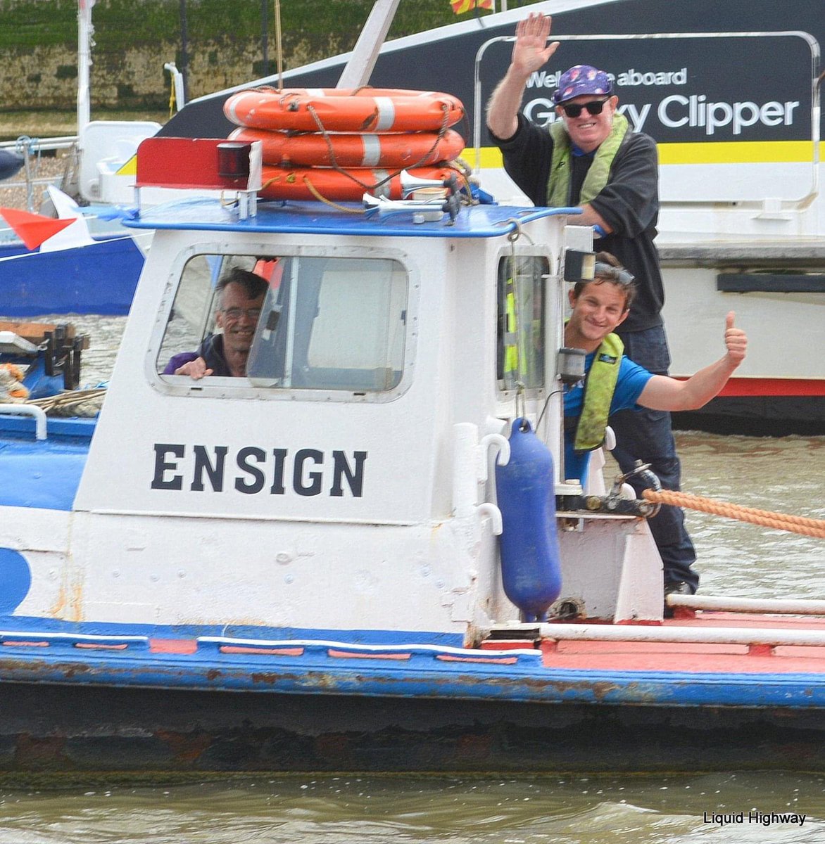 Charlie_Bil's tweet photo. Well what a day at @ThamesBargeD meeting all the people I normally only talk to online, such a welcoming group of people and a great experience thank you and hopefully see them all next time. #riverthames #workingthames #london https://t.co/eKbWwotuK9