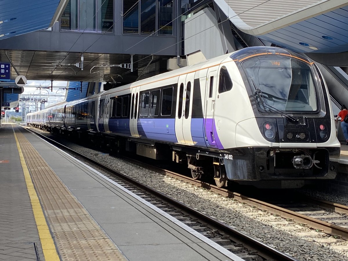 javiationuk's tweet photo. Someone who exciting about #ElizabethLine #Class345 #Aventra will start open on tomorrow morning. #TFLRail will become Elizabeth Line.

Reading &amp; Heathrow Airport to Abbey Wood &amp; Shenfield.

Taken photo from 1st August 2020

@TfL https://t.co/MiOPW6TuA2