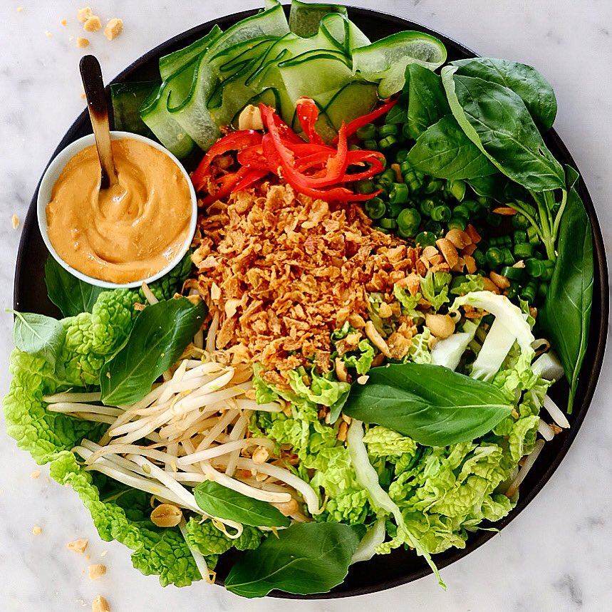 🇮🇩 Lower carb raw Indonesian peanut salad 🇮🇩
👉🏼 myprimrosehillkitchen.com/2021/04/12/kar…

#recipeoftheday #recipe #deliciousfood