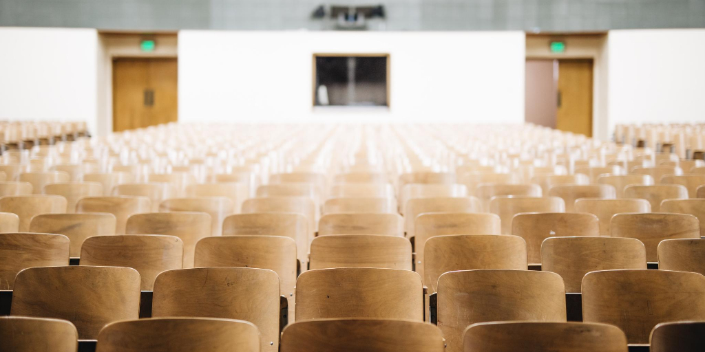 A_L_T's tweet photo. The next #ELESIG Webinar is tomorrow  with @misc_nerd from @UniversitySA entitled 'Emergency remote education during the COVID-19 pandemic: Developing rapid reviews to synthise teaching and learning experiences'. Register Here - https://t.co/t5oI5uC4yf #altc https://t.co/qHFGXZW7Nr