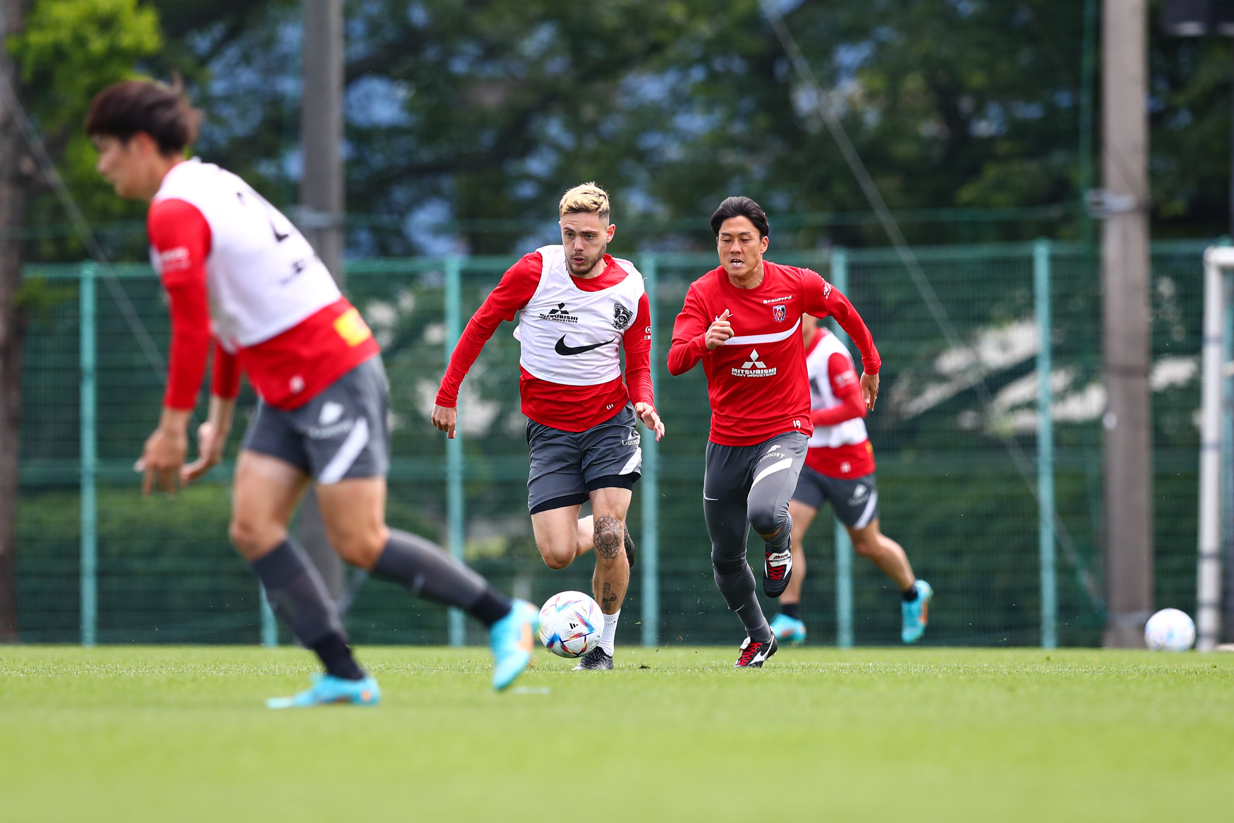 浦和レッズオフィシャル 5 23 Training T Co V0yk7o4qxl アウェイc大阪戦まで あと2日 J1リーグ 第15節 Vs セレッソ大阪 5 25 水 19 00 ヨドコウ 次のホームゲーム 6 18 土 名古屋戦の チケット販売中 T