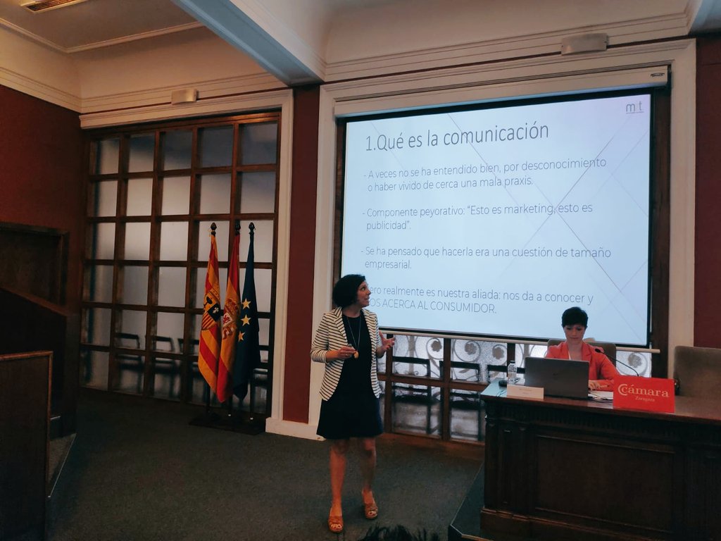 mitcomunicacion's tweet photo. 🗣️ La #comunicación es una herramienta esencial para visibilizar el sector agroalimentario y darle valor. Y para llegar al #consumidor.

Lo explica en esta jornada la directora de @mitcomunicacion, @Helga_Martinez.

@aragonalimentos @alcampo @DircomARA @camarazaragoza https://t.co/r4XyVVlk4I