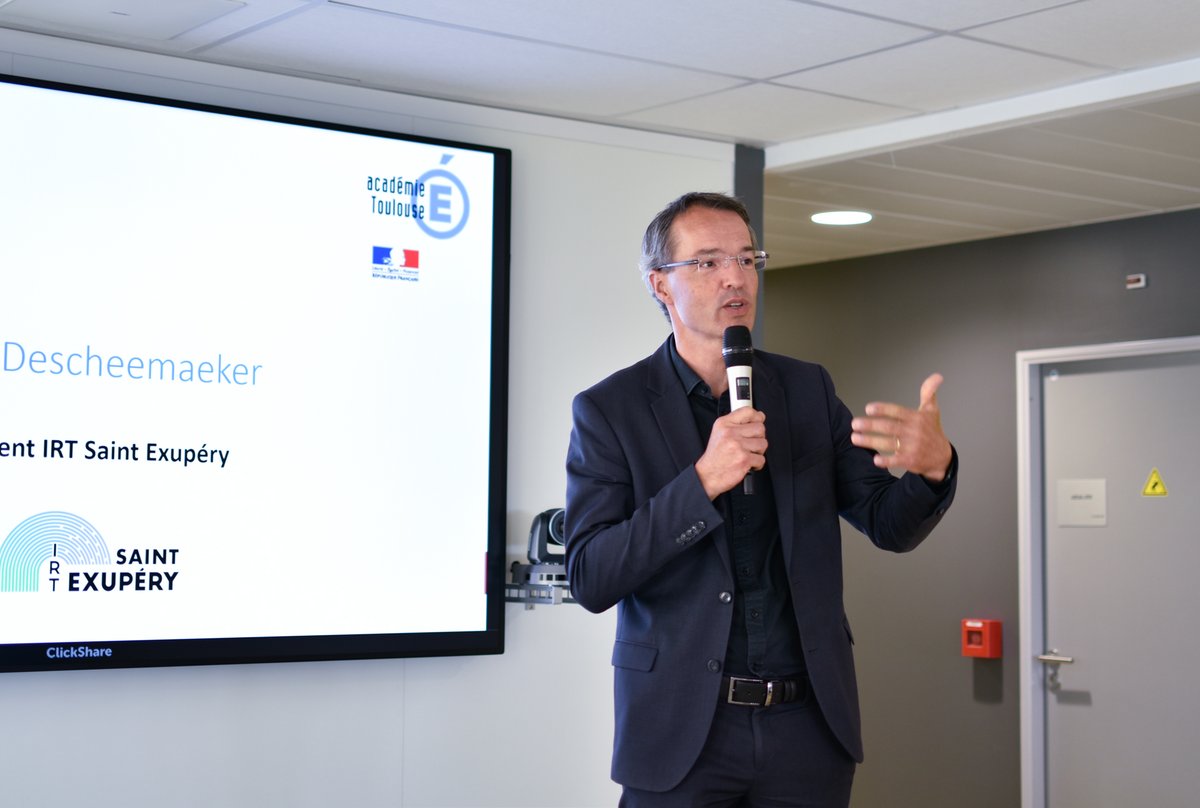 irtSaintEx's tweet photo. 🟣Retour sur les #OlympiadesSI de l'@actoulouse au #B612Toulouse ce vendredi 20 mai, un concours national ouvert aux lycéens de 1ère et Tle, mettant en valeur les projets innovants autour des Sciences de l’Ingénieur ! Félicitations à tous ! La relève est assurée ! https://t.co/jxaPDW3FvX