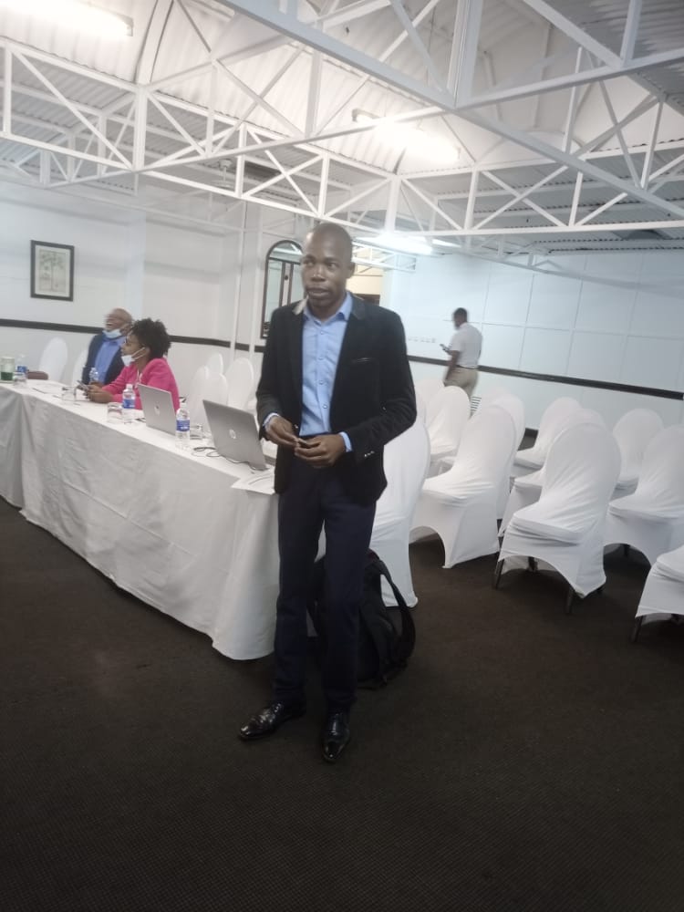 WisdomNyama's tweet photo. Very soon you will see some solars. I am proud to be a cooperator! Especially this time when I know that everyone is now ready to listen to what the youths in coops are doing. Will not speak will let our work speak.#GCEcoops #replication #YPMCS https://t.co/dUQ0mQVhb7