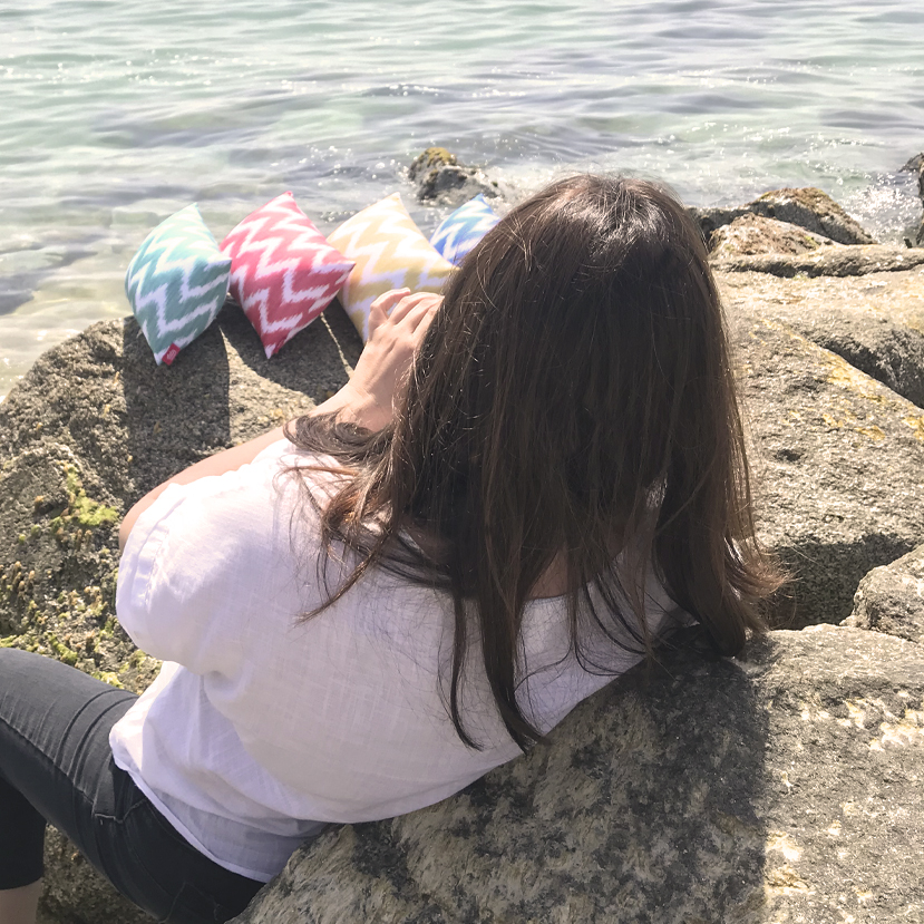 aquatremans's tweet photo. Fent fotos, moltes, moltes fotos, per poder-vos ensenyar totes les novetats d'questa temporada. Estigueu molt atents! 
https://t.co/gW7GuaAn9E🙌
#coixideplatja #coixídeplatja #coixiplatja #coixíplatja #coixinsdeplatja #costabrava #madeincostabrava https://t.co/DJEZ1sH2CD